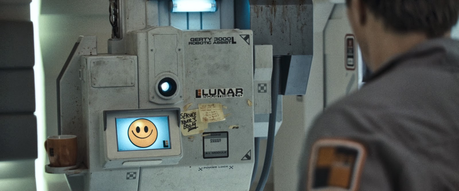 Depiction of the helpful AI “GERTY” from Moon (2009), directed by Duncan Jones